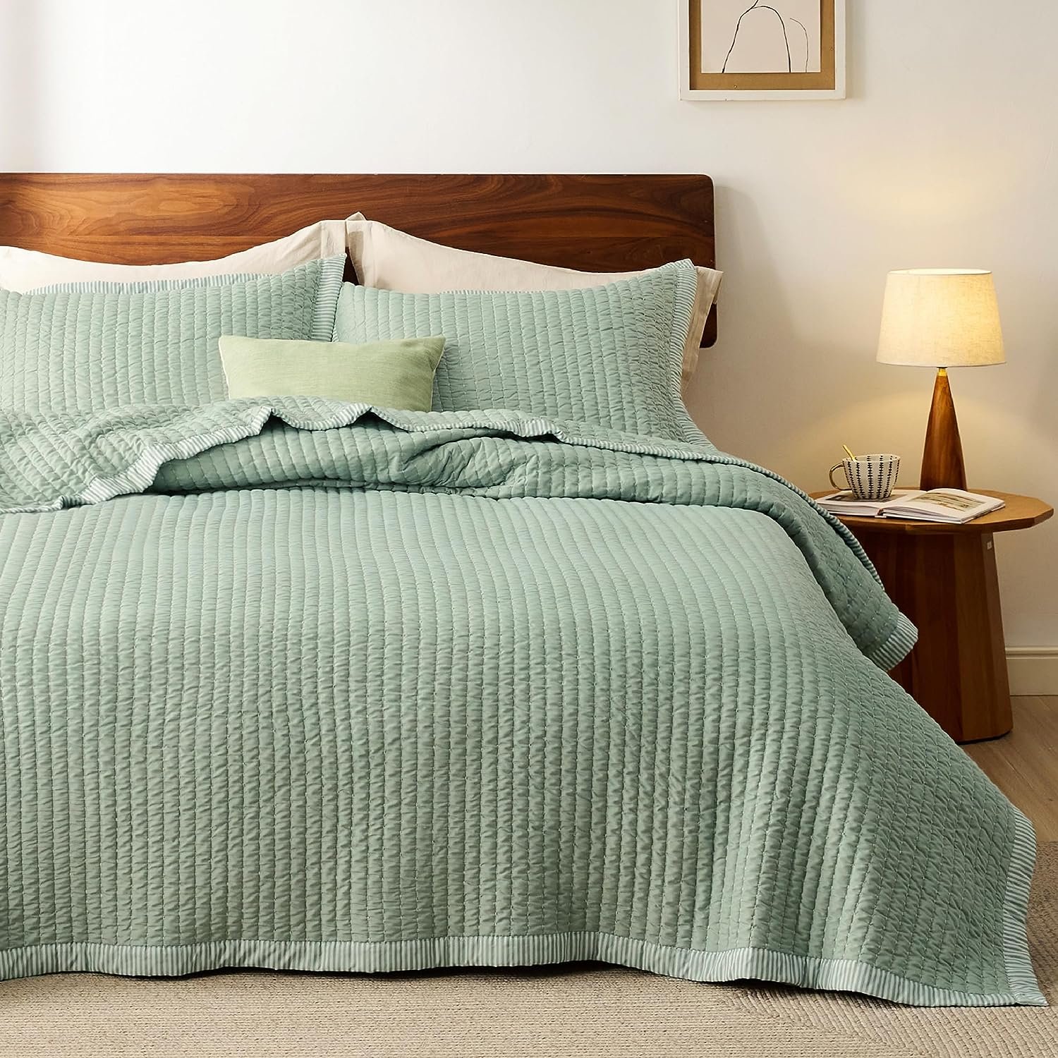 Stonewashed beautiful 100% flax french linen bedding quilted coverlet baby play mat custom olive linen quilt fabric cover set