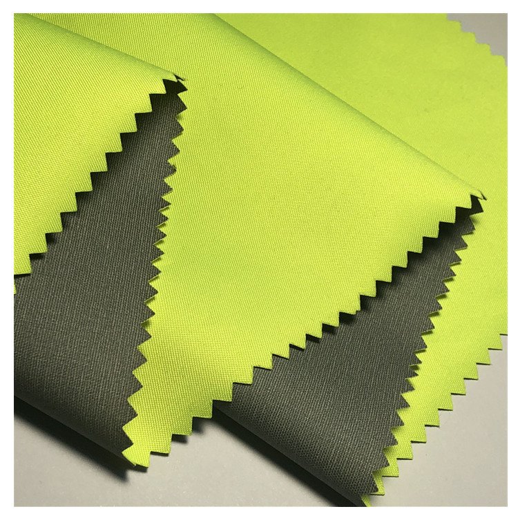 3 layers softshell windproof waterproof breathable softshell fabric winter jacket outdoor fabric