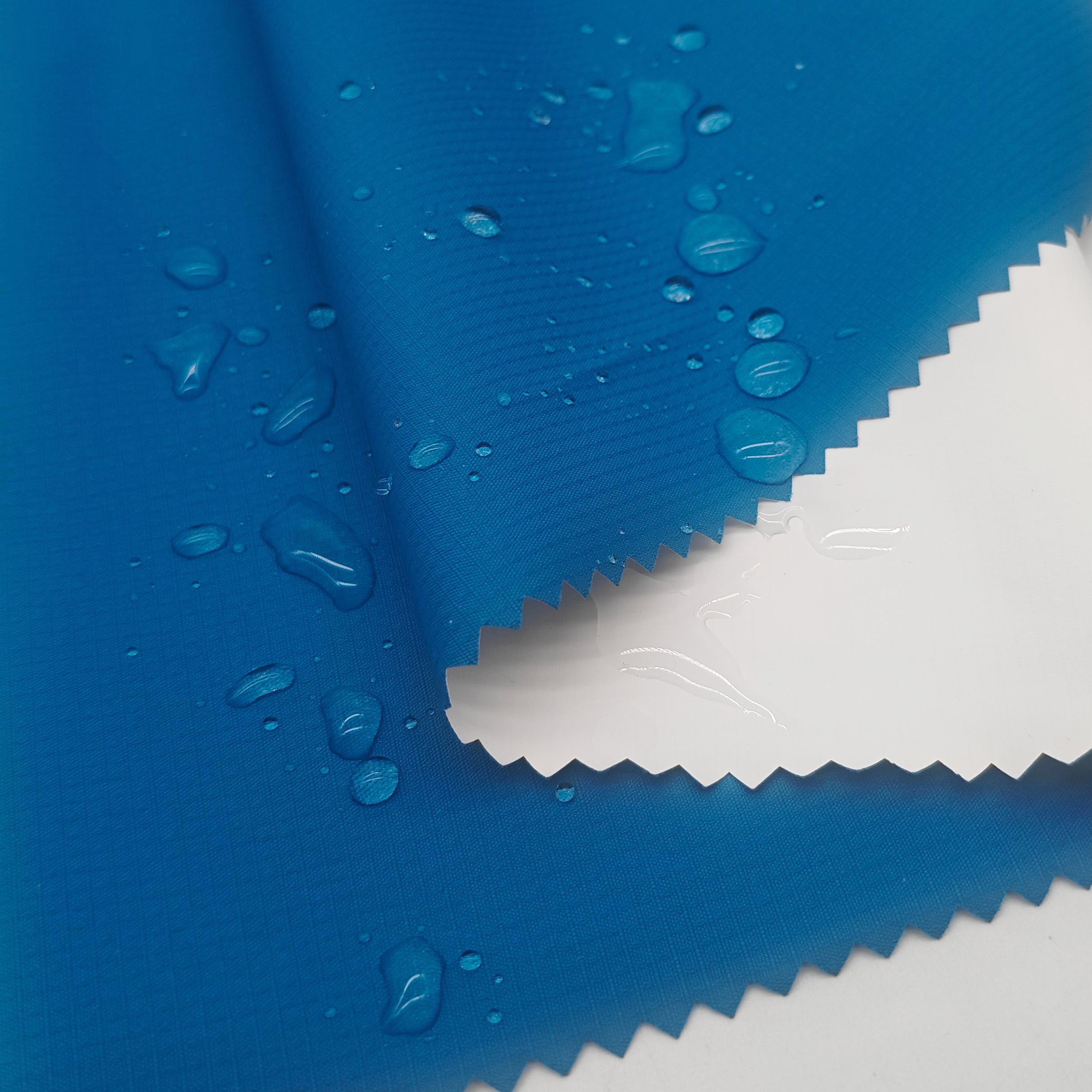 New comfortable 100% polyester fabric, breathable and waterproof indispensable 160g fabric for outdoor jackets