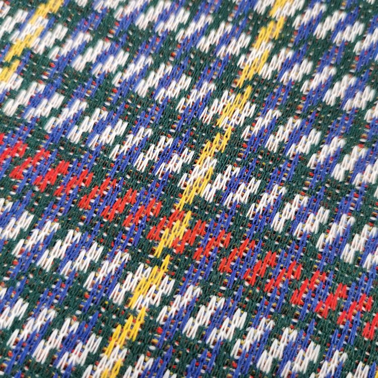 OEM/ODM 100 Polyester yarn dyed Tartan jacquard grid pattern knitting fabric