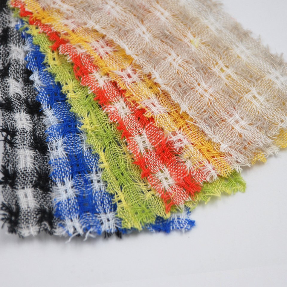 Factory direct sale chinese soft check plaid yarn dyed slub dress washed women 100% linen fabric