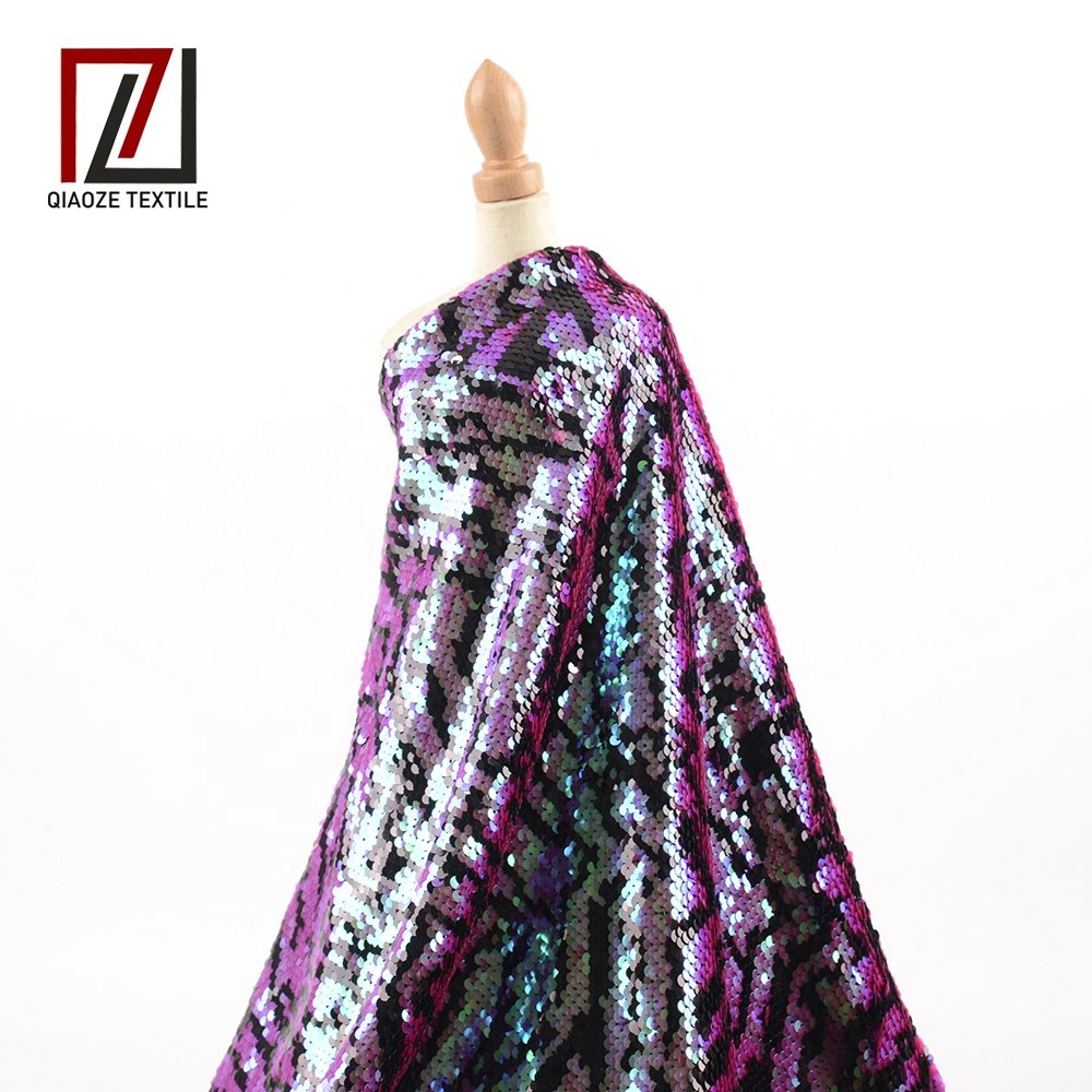 Wholesale sparkling sequins mesh embroidered sequins fabrics