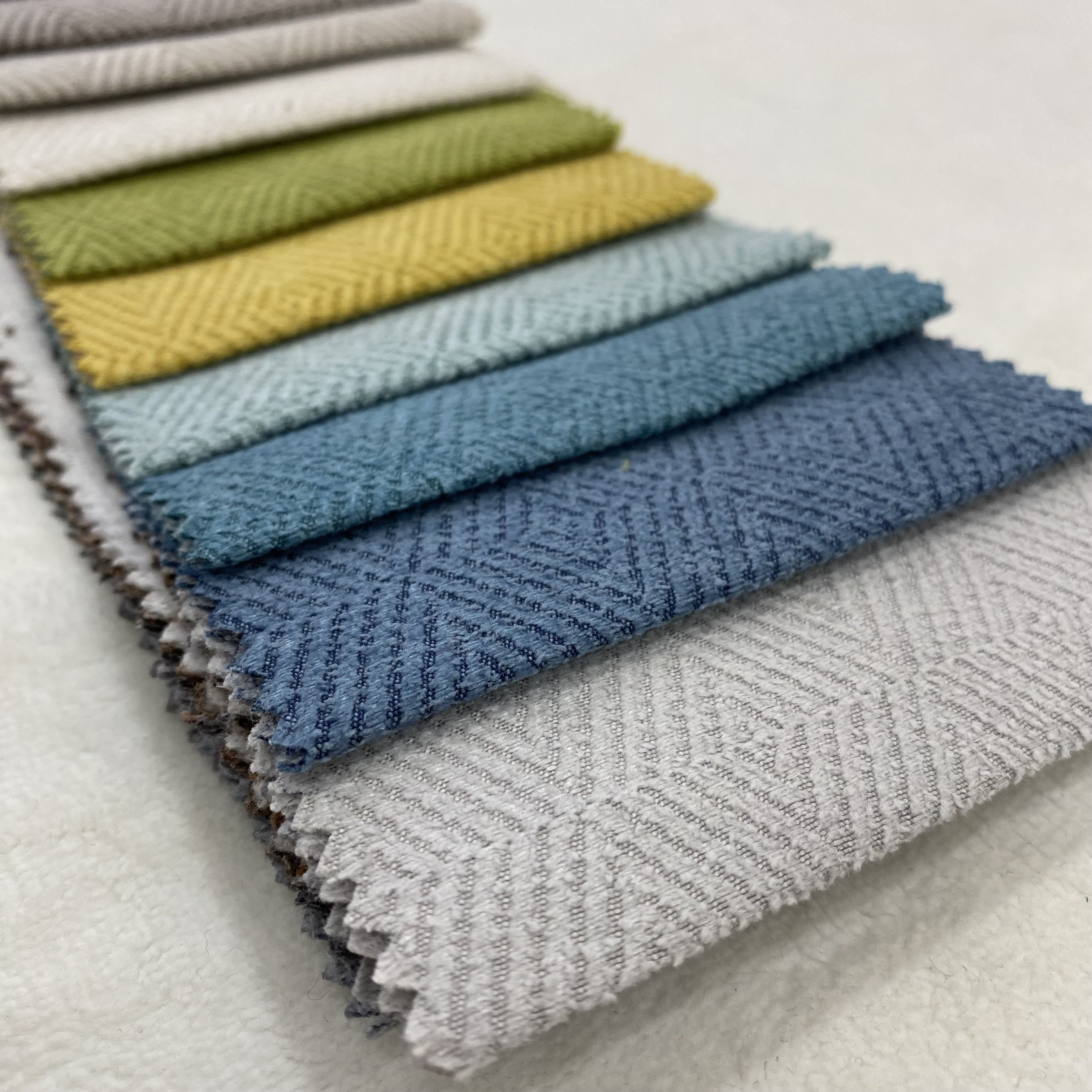 Wholesale high quality dye jacquard vintage tissu velvet fabric for sofa Factory sales