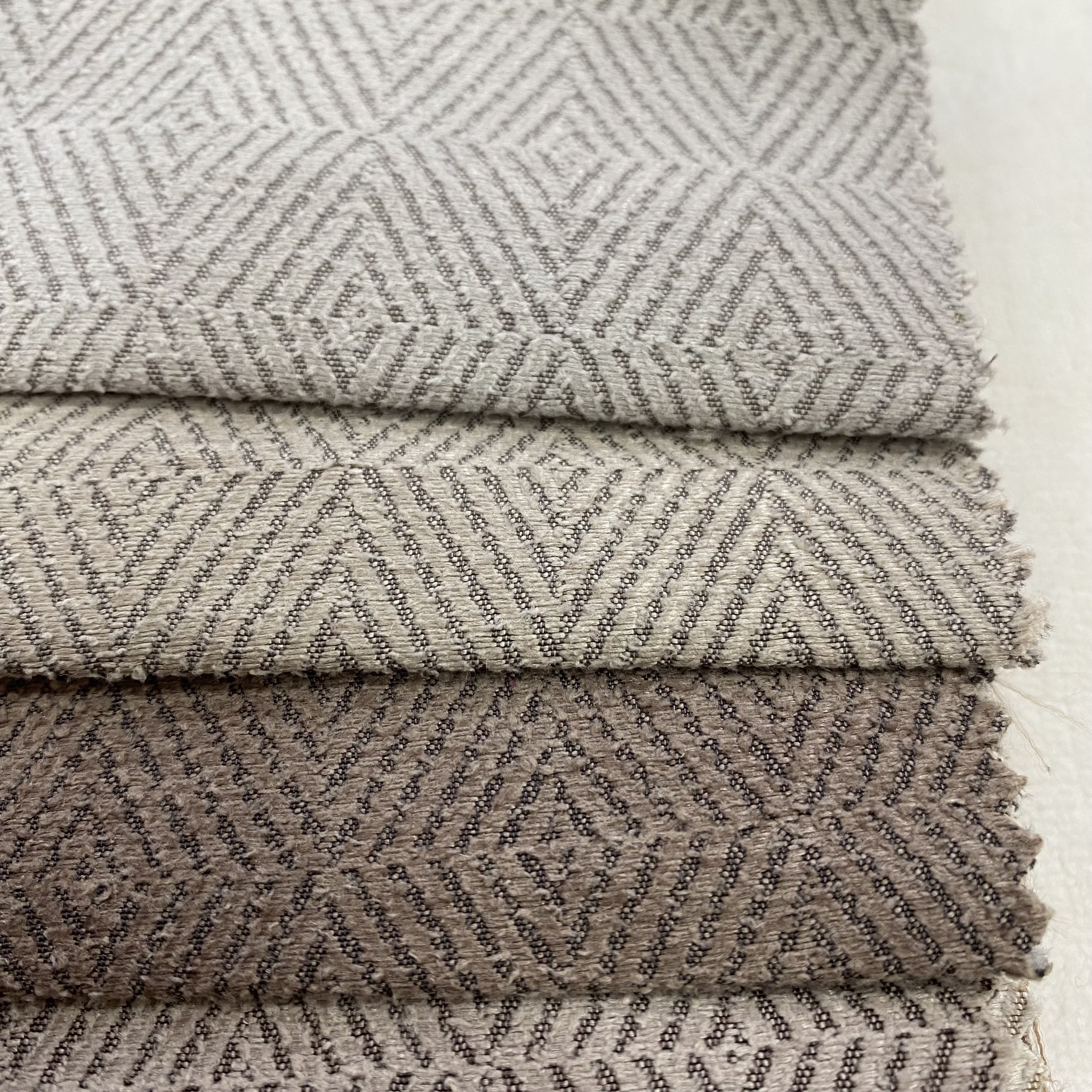 Wholesale high quality dye jacquard vintage tissu velvet fabric for sofa Factory sales