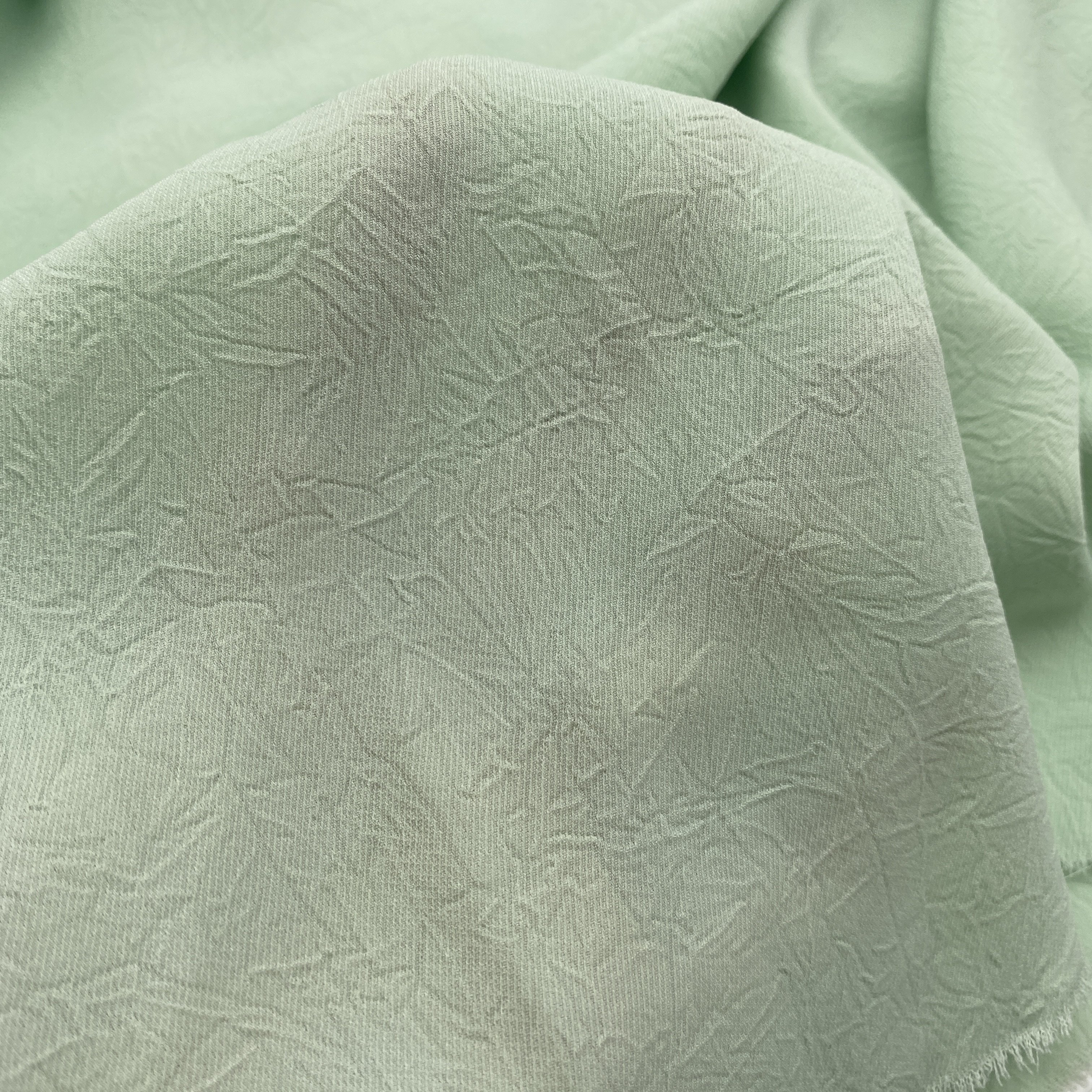 Super soft 135GSM Jacquard weave fabric polyester spandex Chiffon fabric dress fabric