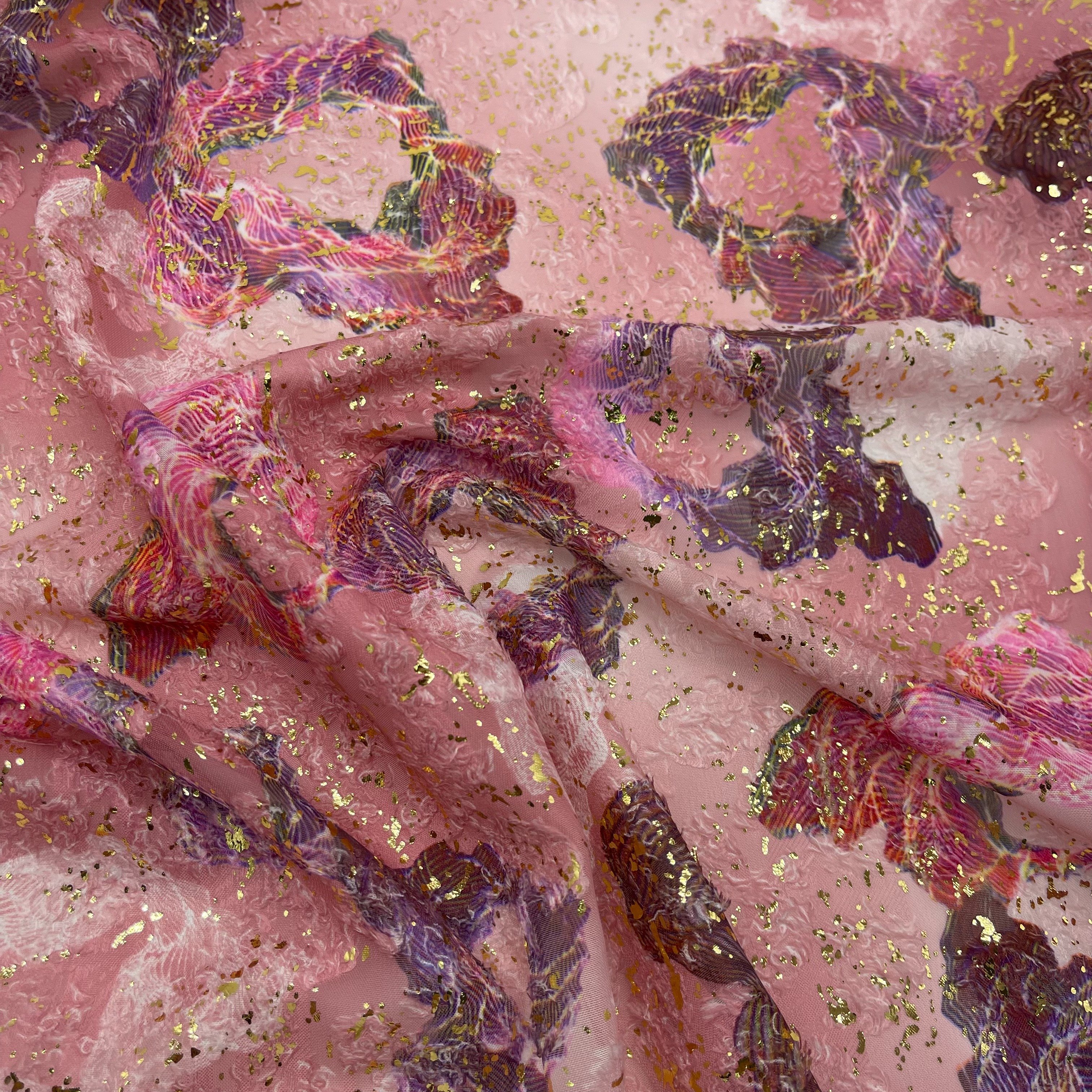 Accept customized good service china sheer chiffon fabric manufacturer