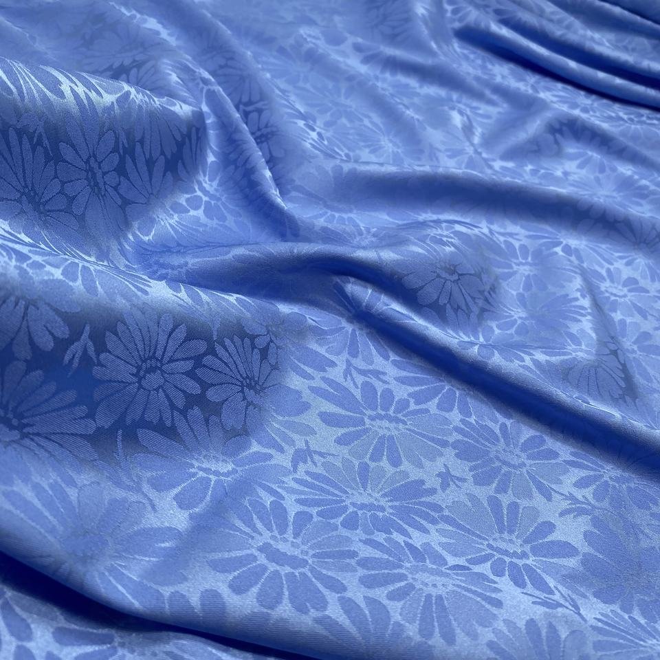 97%P 3%SP POLYESTER SATIN FABRIC CLOTHING FABRIC NEW DESIGN WHOLESALE Daisy JACQUARD SATIN FOR FASHION LADY'S GARMENTS
