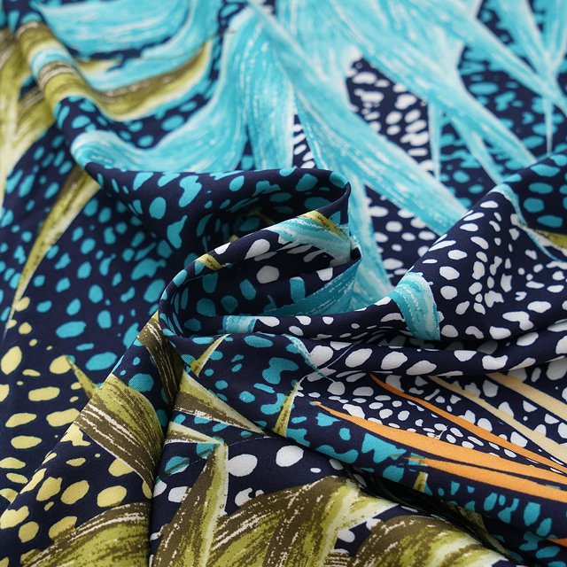 2020 Super soft leaf printed knitted 100% polyester rayon fabric for dress