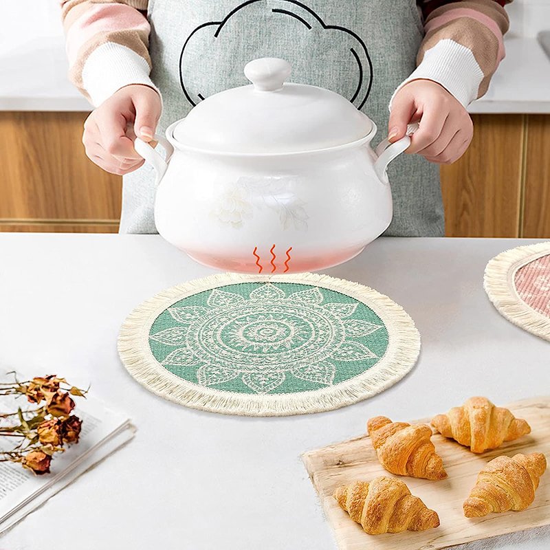 Cloth Fabric Placemats Soft and Comfortable Table Settings for Everyday Use Cotton Woven Table Placemats