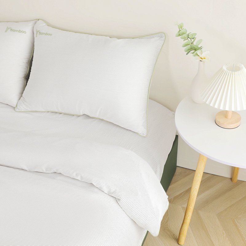 china factory manufacture luxury embroidered logo bamboo bed sheets 4 piece set bamboo bedding sets for bedroom and hotel
