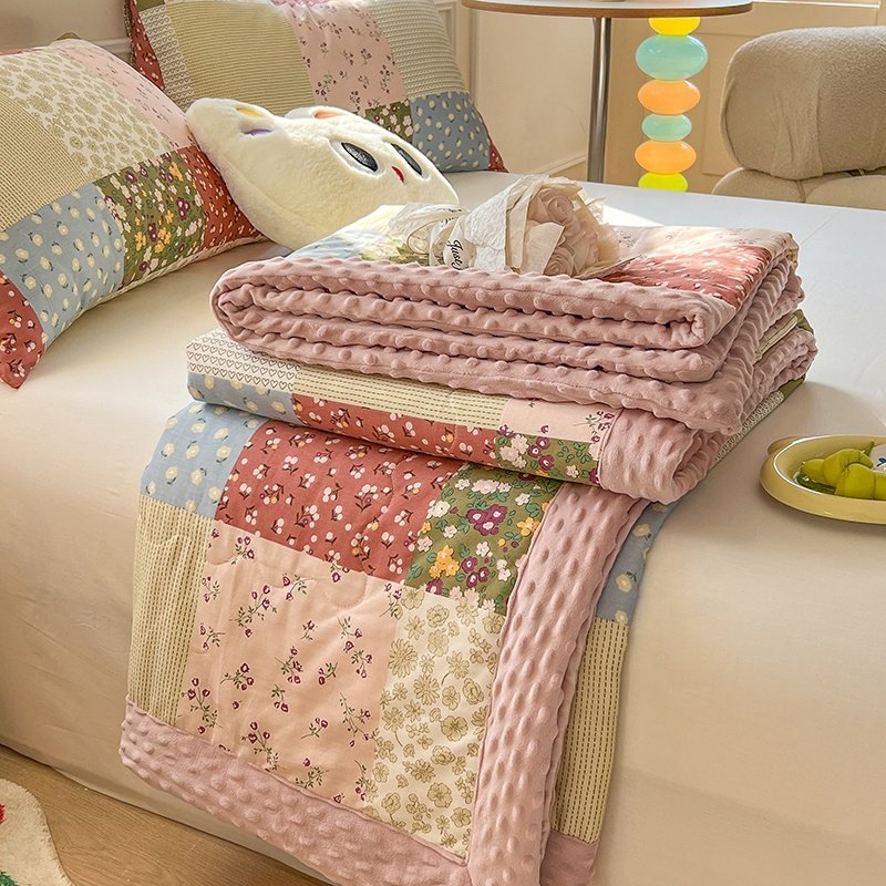 New Summer Extra Soft Bedspreads Set Cotton Fabric with Polyester and PVC Filling Cartoon Pattern for Bed Use