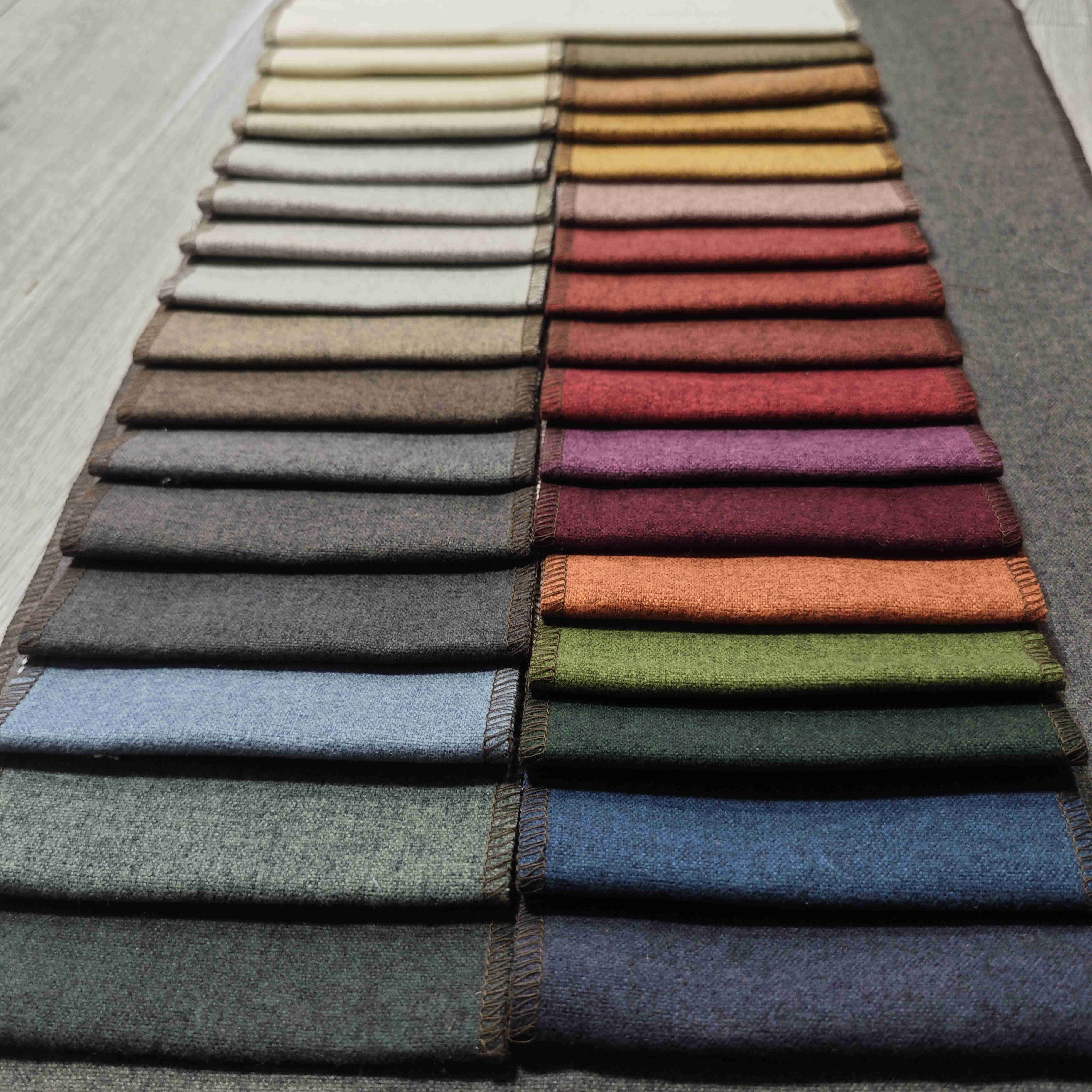 Cheap Classic Linen Textile Upholstery Wholesale Polyester fabric for Sofa Furniture