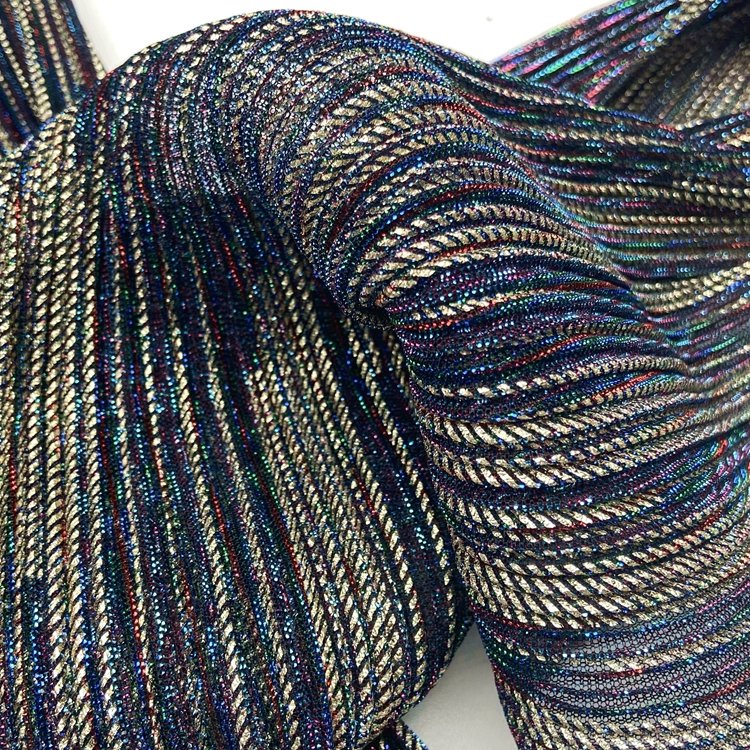 Luxury fancy 100 polyester knit shine metallic foil 85gsm accordion pleated fabric for dresses