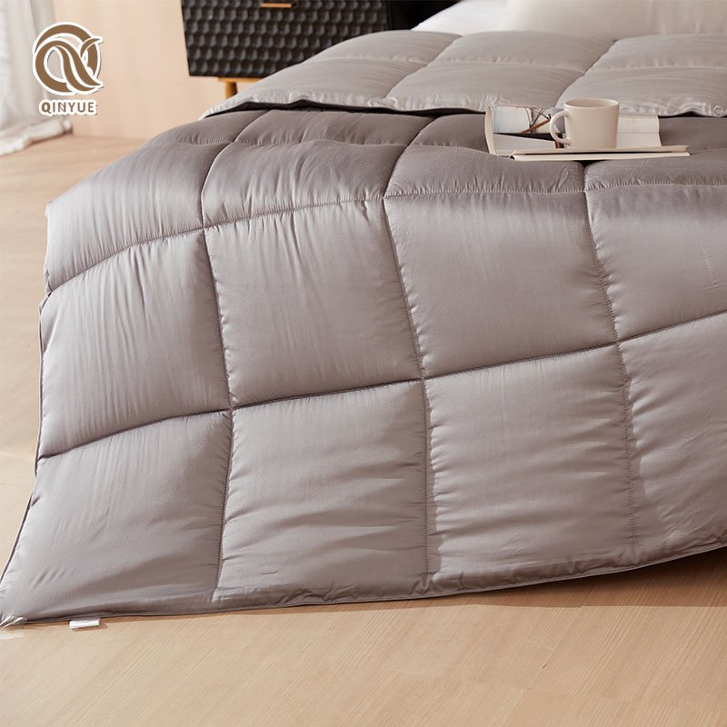 Wholesale Christmas Day OEKO Tex Standard 100 Queen King Full Bamboo Corn Filling Custom Bamboo Duvet Inner