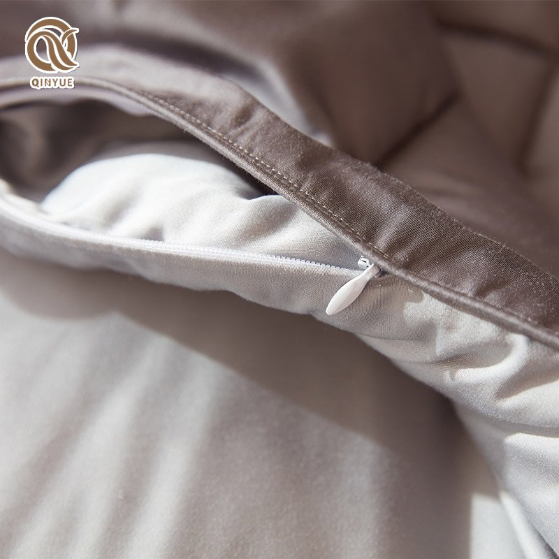Wholesale Christmas Day OEKO Tex Standard 100 Queen King Full Bamboo Corn Filling Custom Bamboo Duvet Inner