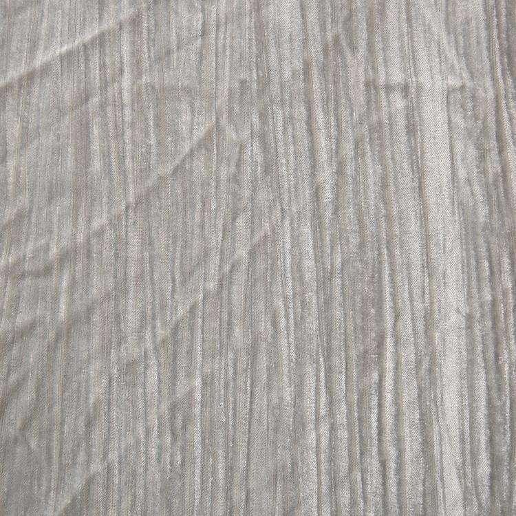 Wholesale fashion 100% polyester wrinkle 9000 dyed grey korean velvet fabric for women's clothing new version