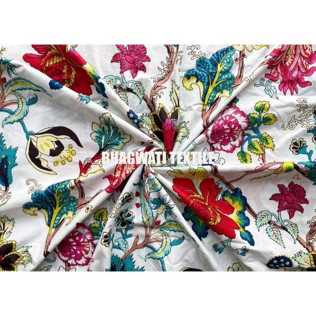 Traditional Handmade Indian Cotton Fabric 100% Cotton Running Loose Craft Sewing Fabric Natural Floral Printed Dressmaking