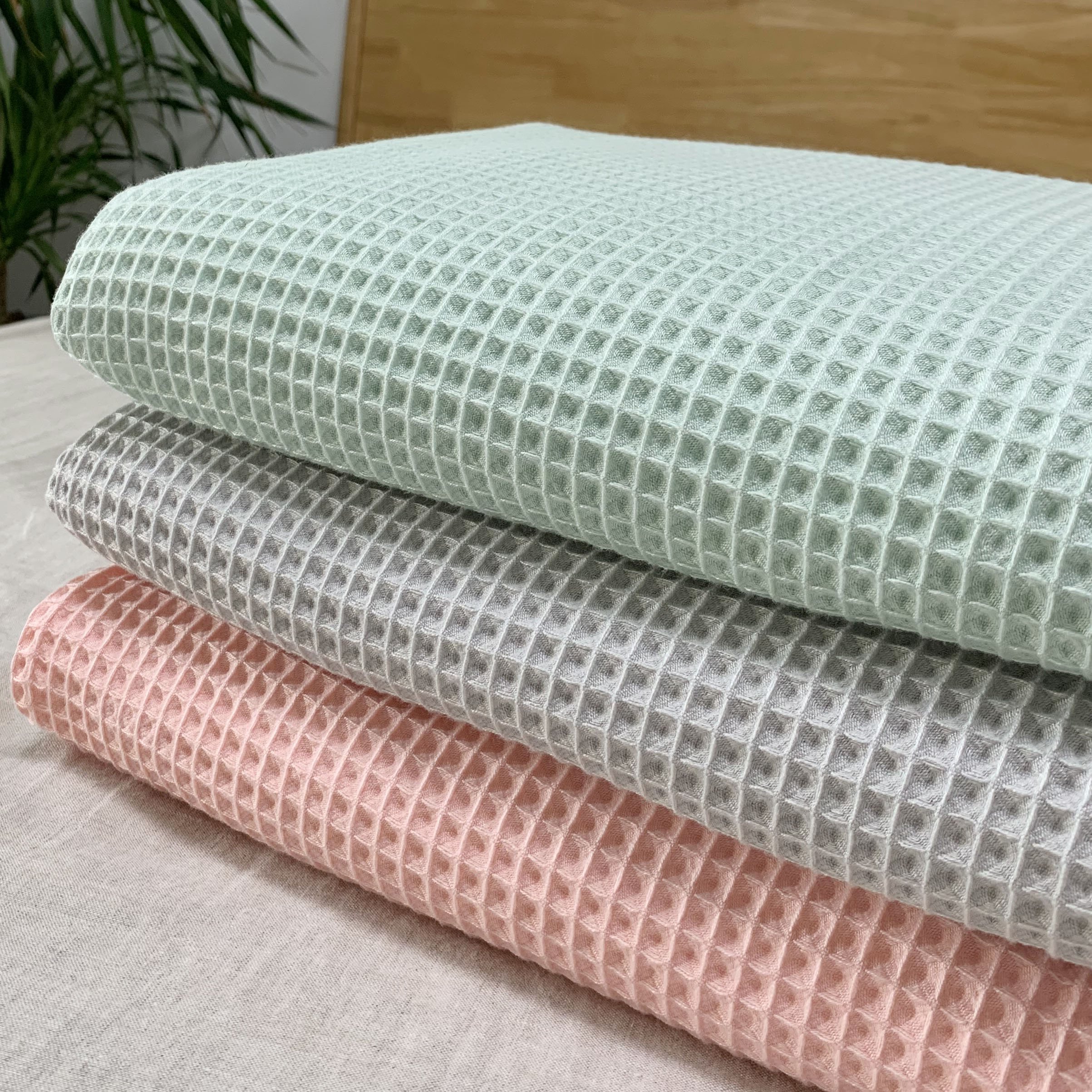 LY Wholesale Baby Cotton bamboo Blanket 100%Cotton Hospital Thermal Cellular Blanket Gray