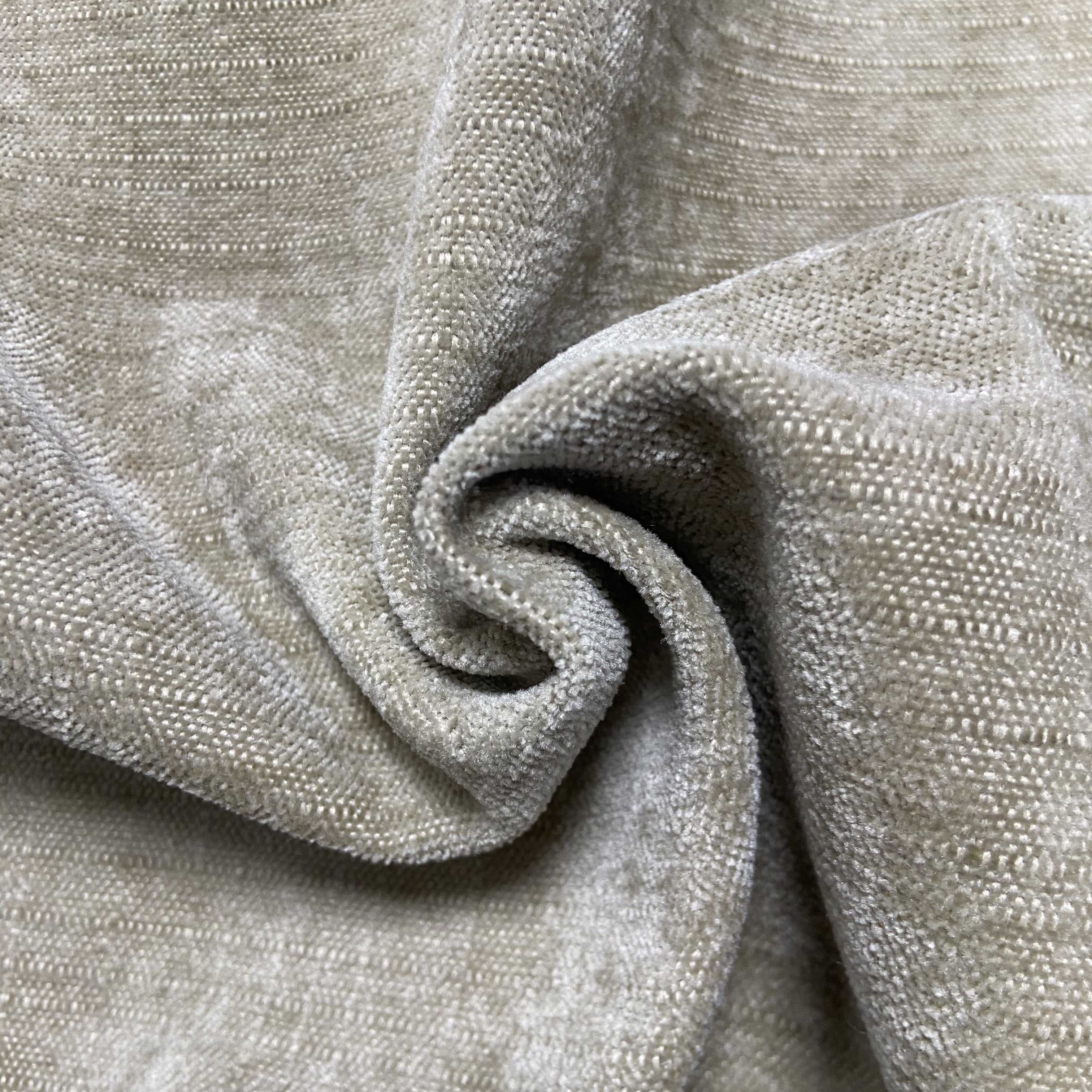 Wholesale high quality imitation linen chenille fabric luxury 390 GSM weight fabric for furniture textile