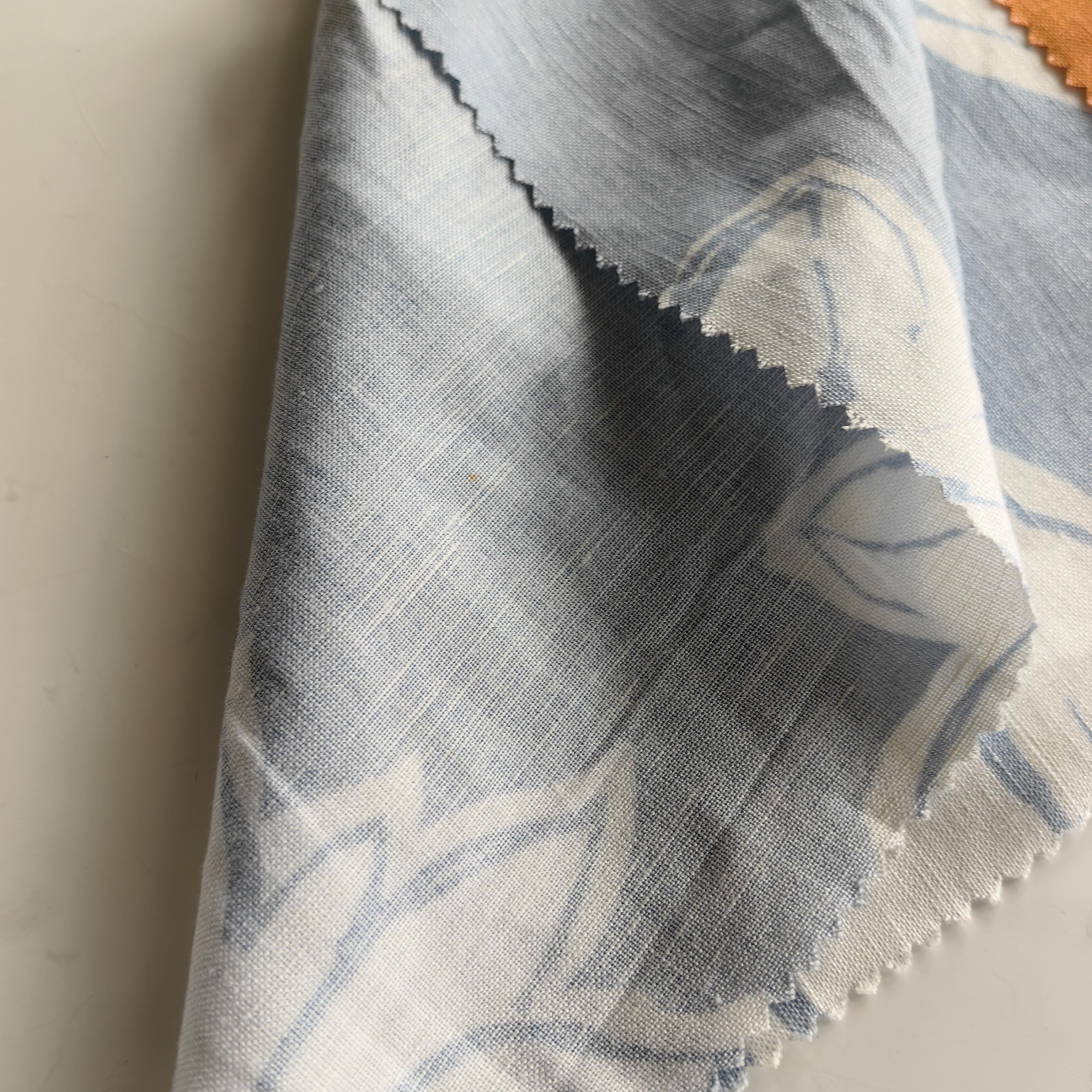 Price favorable custom print 180gsm middle weight linen fabric printed linen fabric for clothing