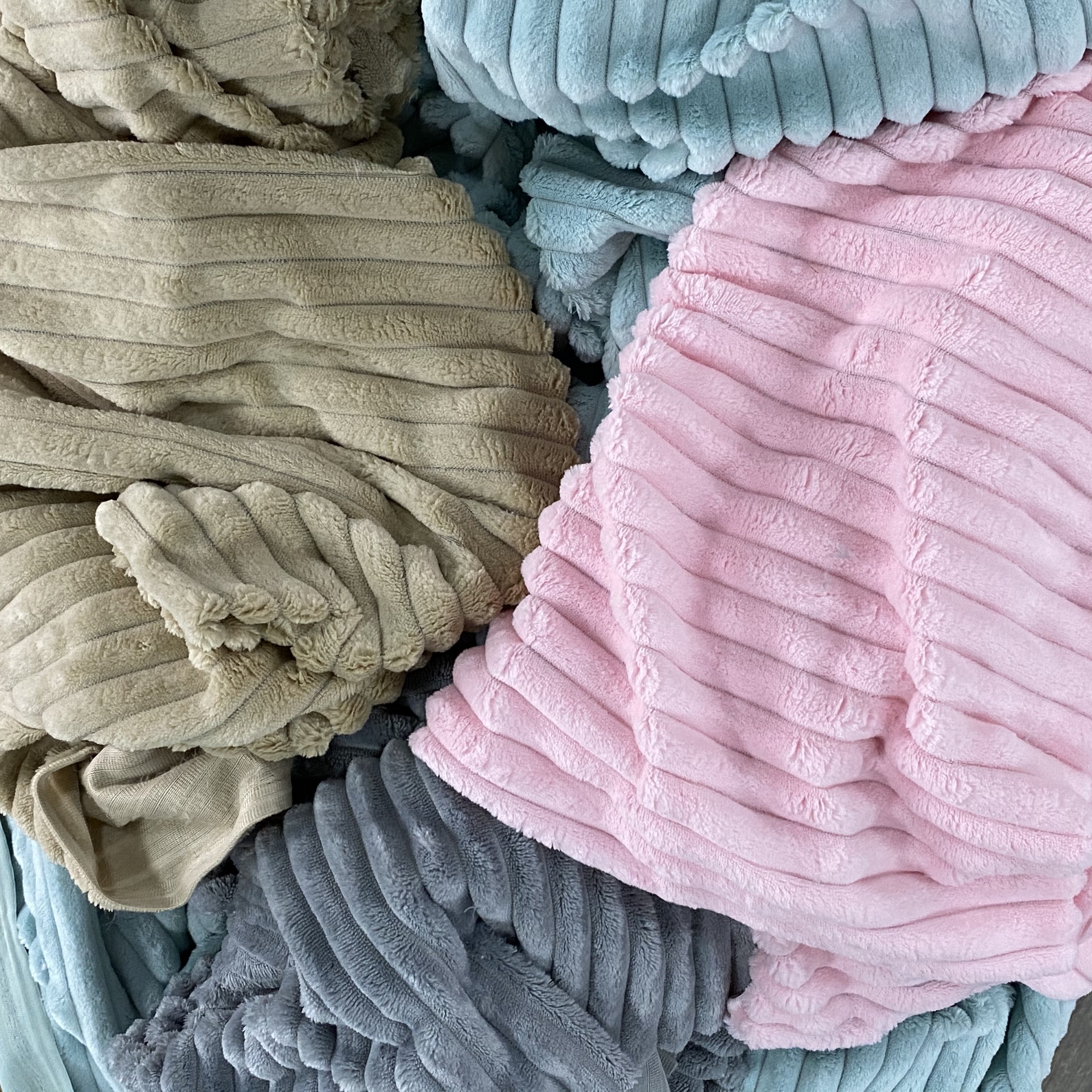 Wholesale polyester jacquard flannel minky plush stripe fleece fabric for jacquard flannel blanket