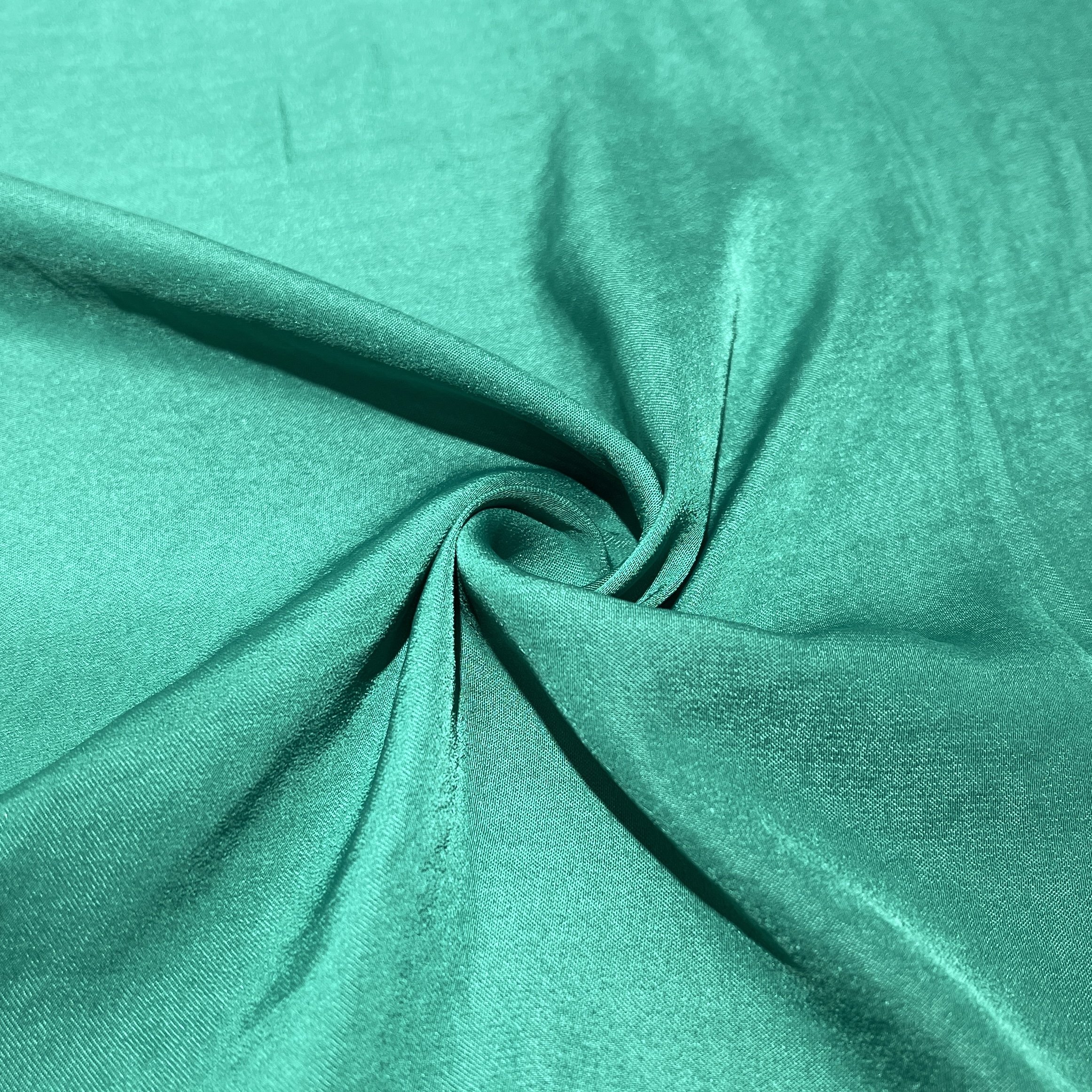 High Quality Soft Hand Feel Woven Sea-island Satin 100% Polyester Fabric with Wrinkle Experience for Dress