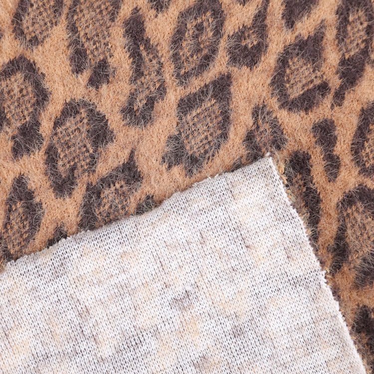 Wholesale leopard pattern jacquard knit fleece fabric polyester nylon hacci sweater fabric