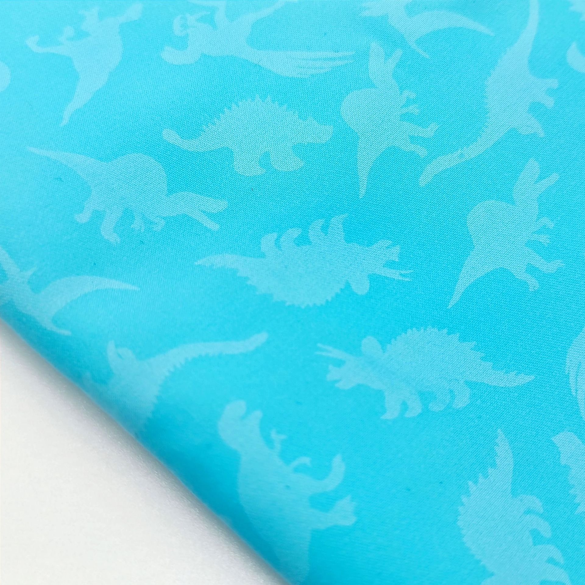 100% Polyester Magic Colour Changing In Water Printing Peach Skin Changing Fabric For Beach Swim Shorts