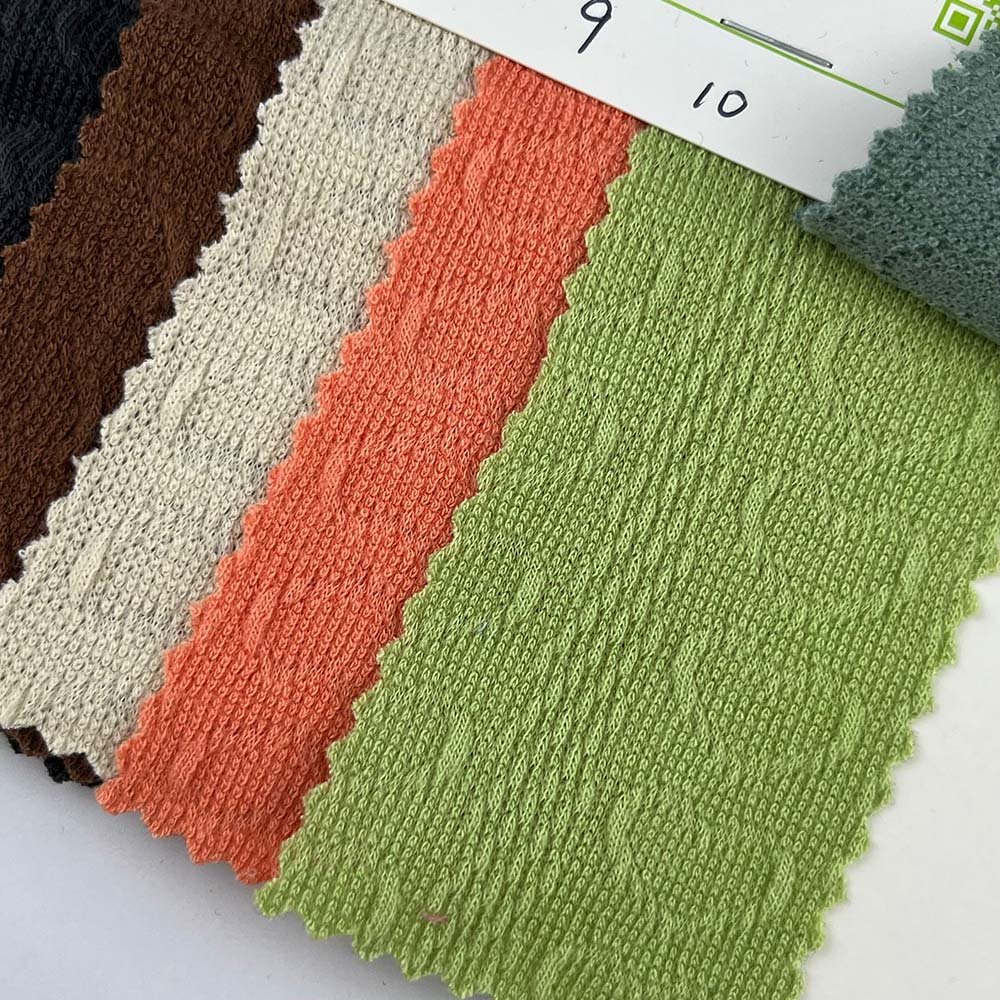 German sweater thickened anti-wrinkle yarn jacket knitted love jacquard fabric 98% polyester 2% spandex clothing material