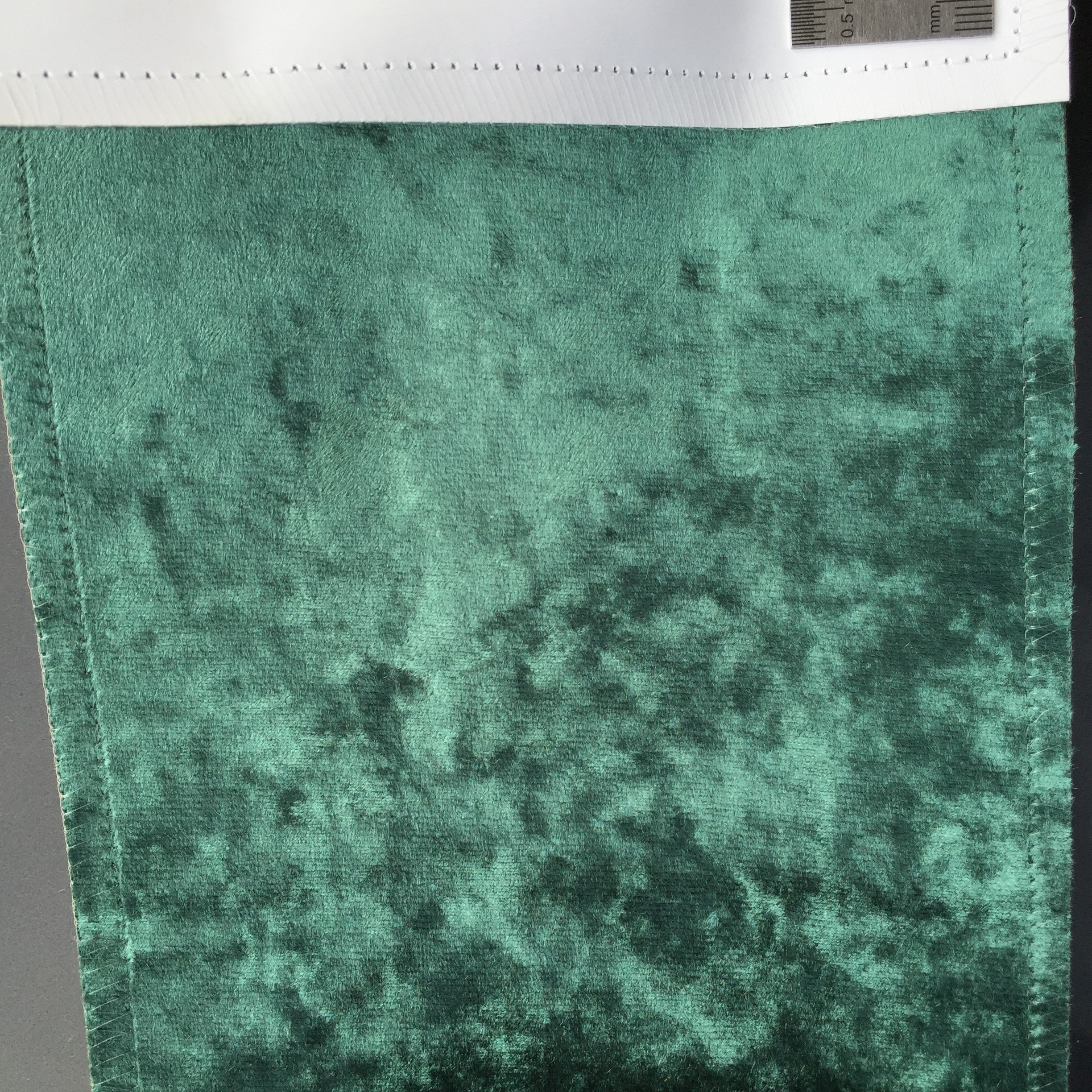 Knitted professional textiles thick polyester spandex diamond velvet fabric 100% Polyester Warp Knitted Ice flowers Velvet Curta