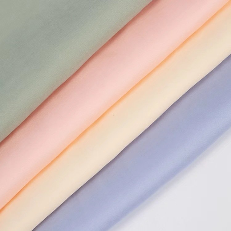 Micro wrinkled super soft satin chiffon fabric is suitable for slip dress and women's summer skirt and nighty