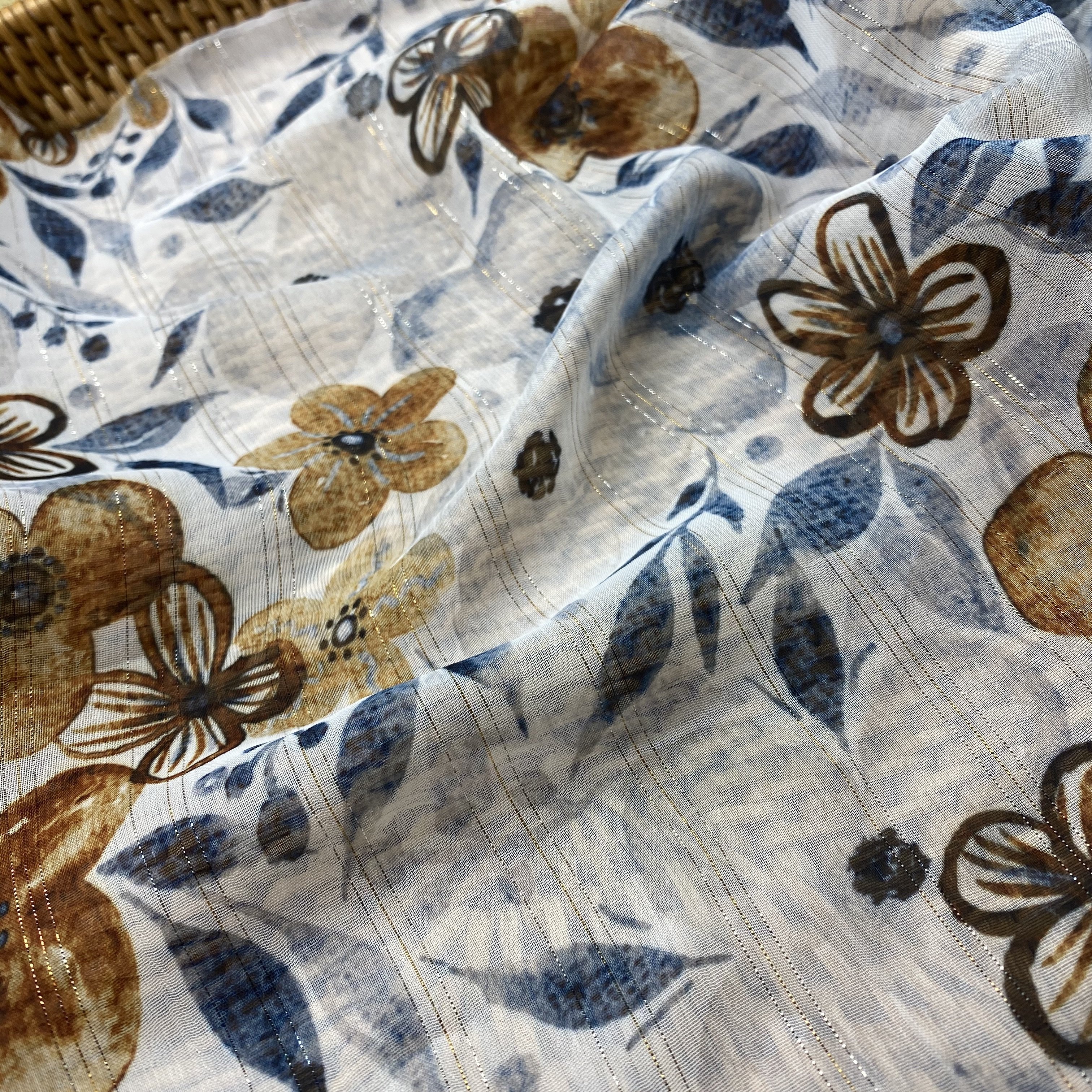 2021 new fashion woven polyester flower printing design lurex chiffon fabrics for garments