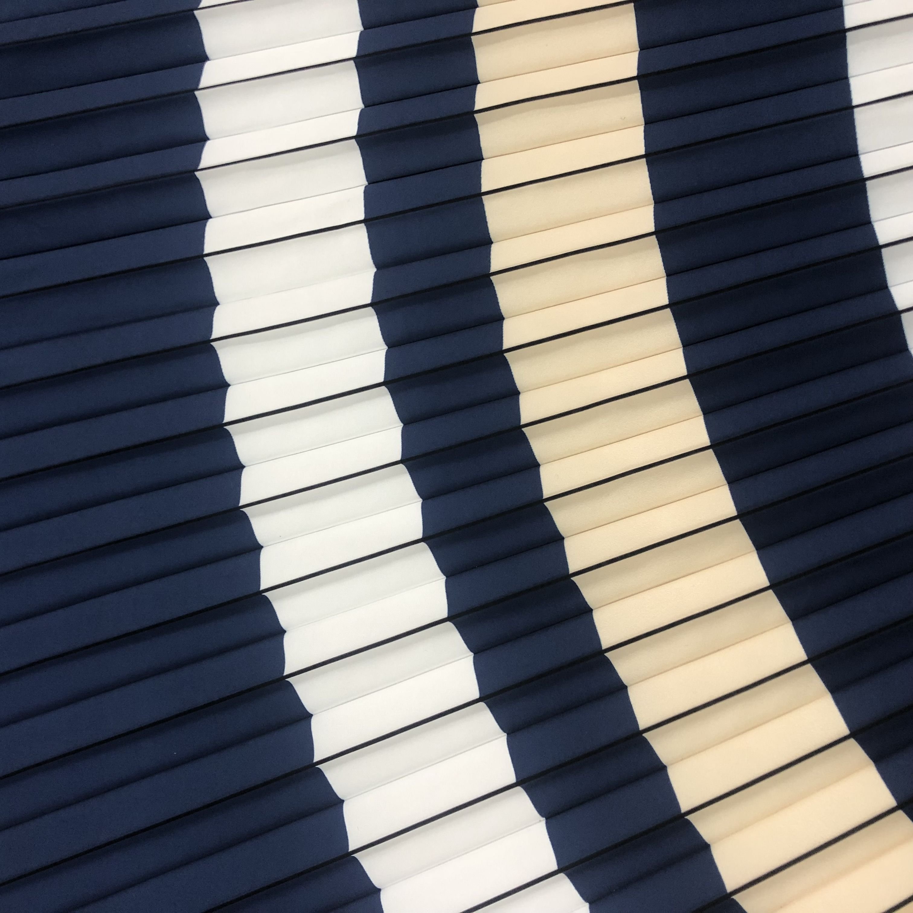 High Quality Fashion Clothes Fabric Women Pleated Fabric Crepe Pleated Chiffon Fabric For Dress