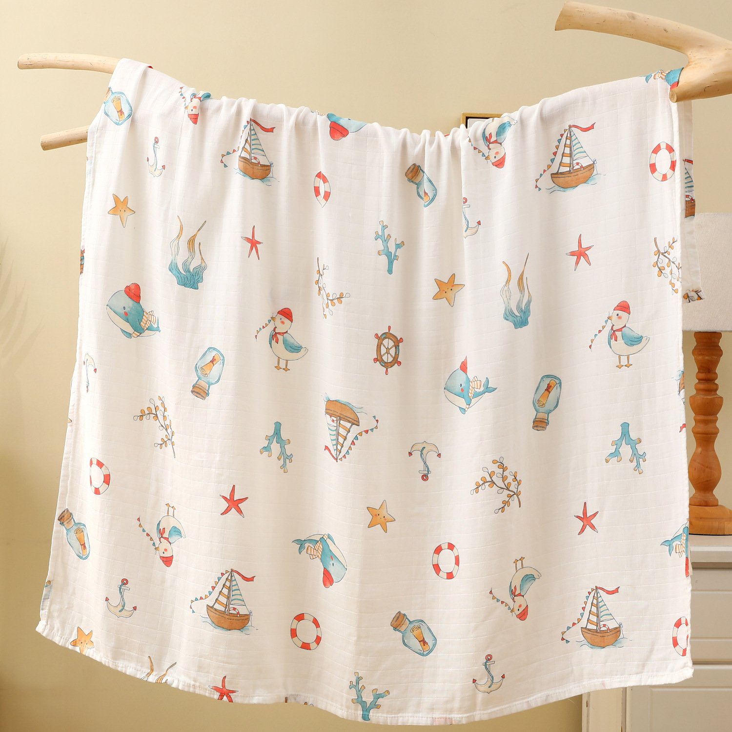 Hot Selling 2-Layer Bamboo Fiber+Cotton Baby Blanket Comfortable Cartoon Design Organic Fabric Wrap Soft Muslin Swaddle Print