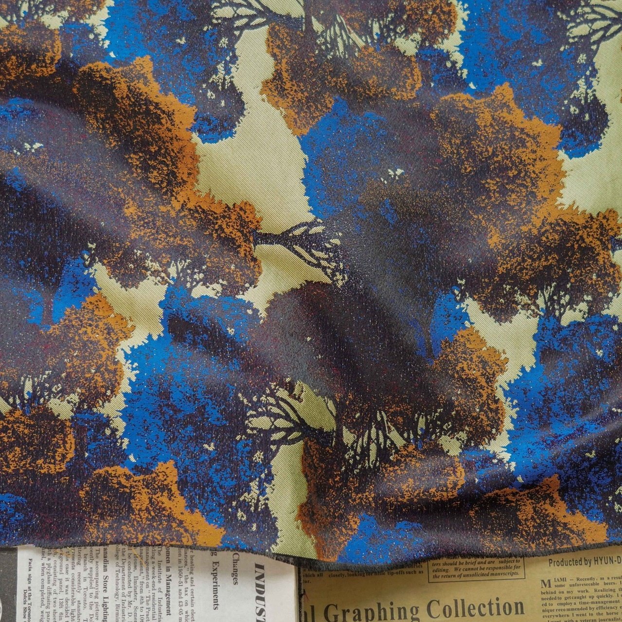 Oil painting feeling towering trees rich forest dress jacquard fabric Vintage fashion decorative fabric