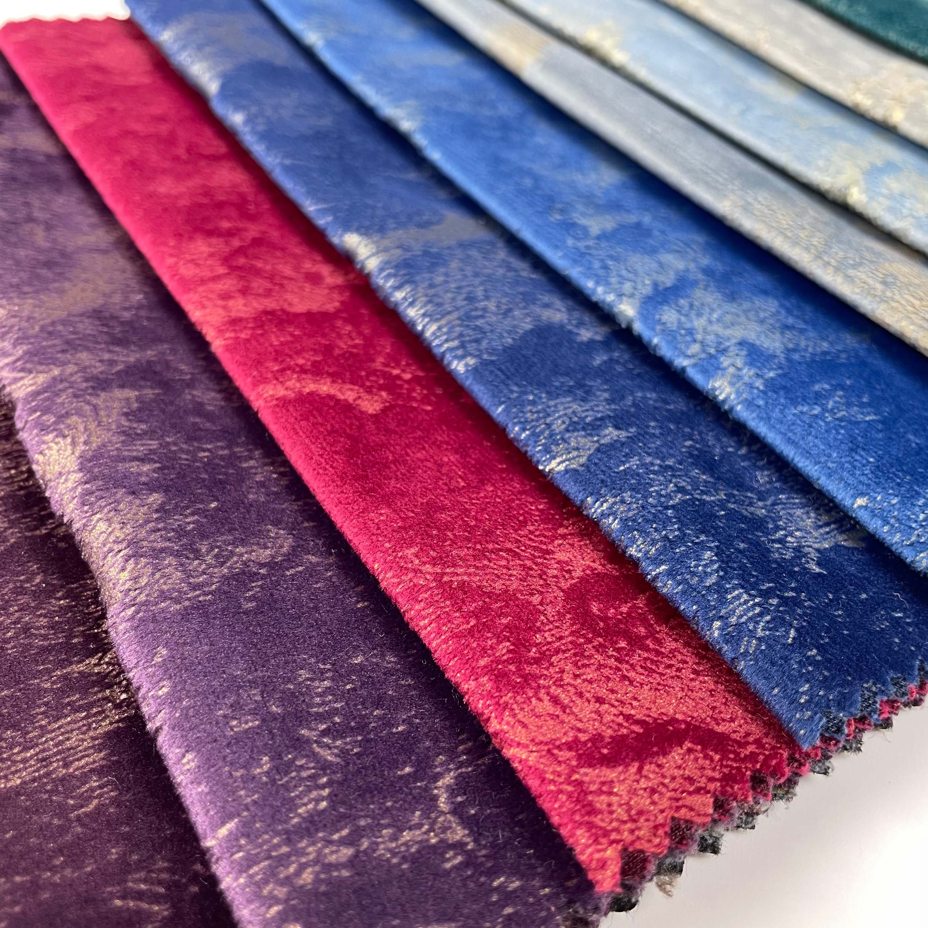 Free Sample Velvet Print Fabric Sofa Fabric Embossing 280cm Width 360GSM 100% Polyester Upholstery Home Textile Deco Sofa Fabric