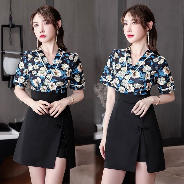 Beautifully Tailored Shape Flattering Comfortable Fit Spa Salon Tunic Work Uniform