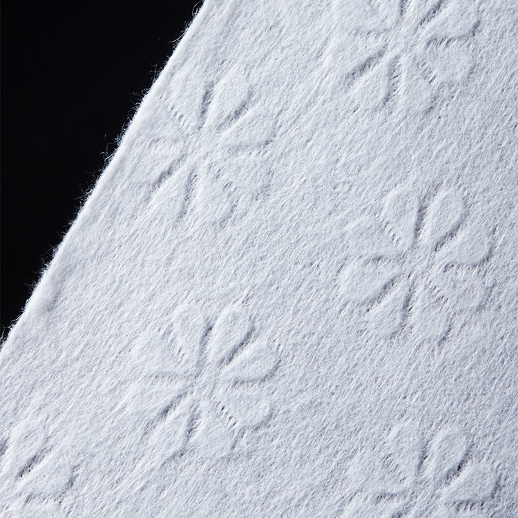 Hot-selling Factory Item: 30 Rayon 70% Polyester Spunlace Non-woven Fabric 43g for Wet wipes