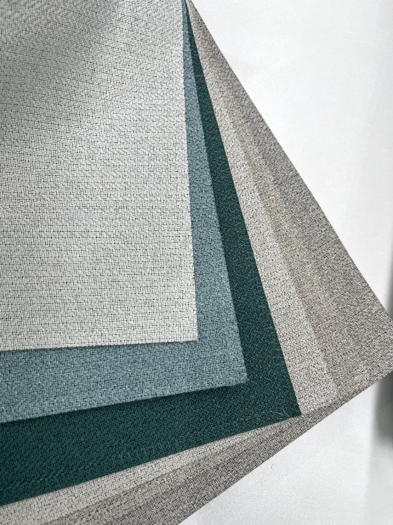 140cm Width 55/56\" Inch Full Blackout Polyester Linen Warp Knitted Textile Fabric Roll for Outdoor Wedding Use or Lining