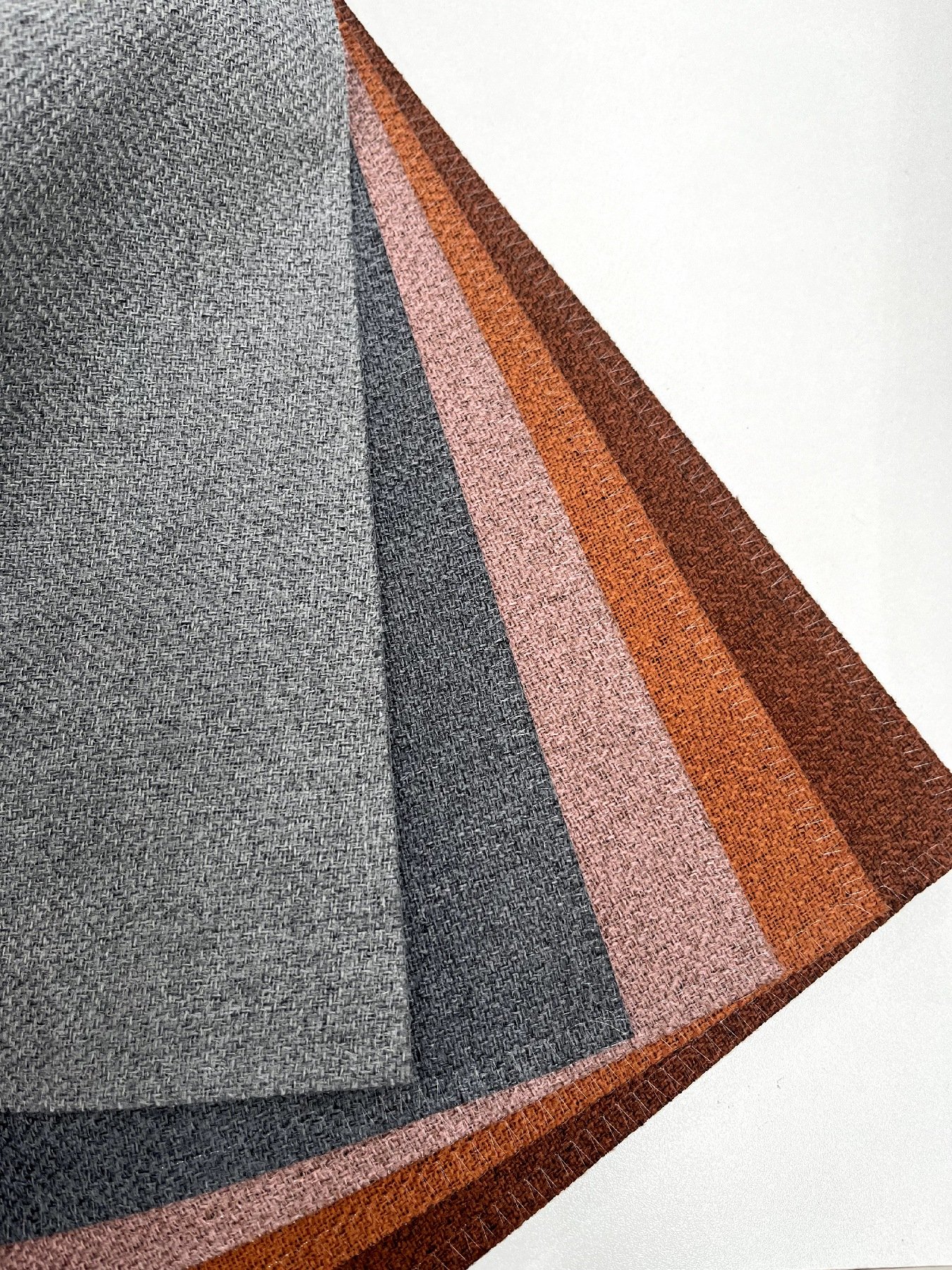 140cm Width 55/56\" Inch Full Blackout Polyester Linen Warp Knitted Textile Fabric Roll for Outdoor Wedding Use or Lining