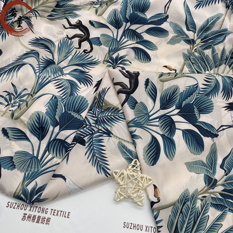 CHINESE SUPPLIER FABRIC DIRECT SALE 100% polyester digital print satin fabric for women sleepwear