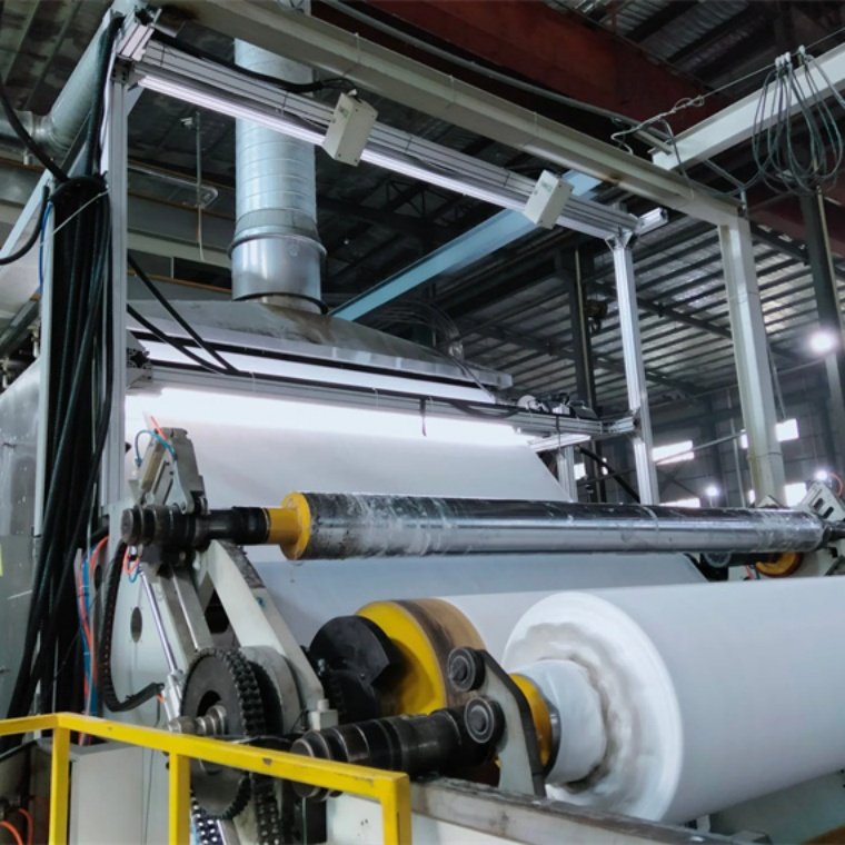 High quality Spunlaced nonwoven fabric many sheets canister dry wipe rolls