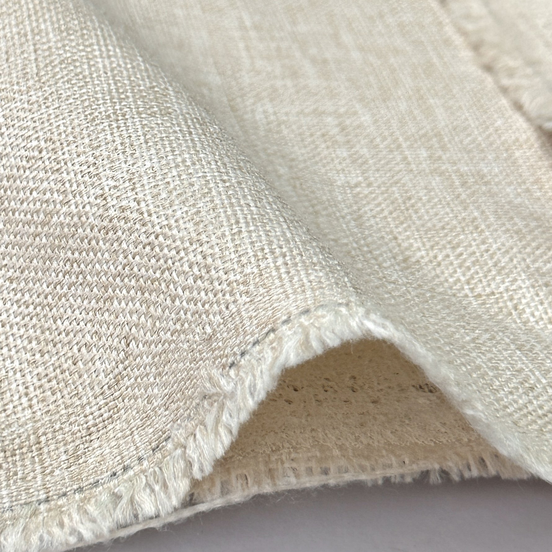 Factory Wholesale Coated 100% Polyester Breathable Sofa Fabric Plain Dyed Woven Home Textile Upholstery Pillow Sofa Covers