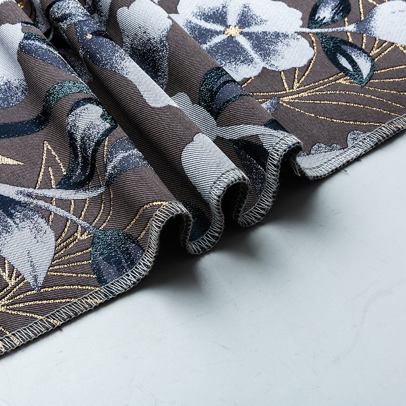 KEER Factory Custom Wholesale JDD4113W most popular product elegant flower pattern design dress fabric metallic polyester jacquard clothing fabric