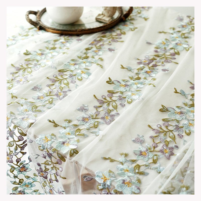 2024 New Arrival Embroidered Flower Fabric Tulle Lace Fabric With Flower Tulle Dress Embroidery Fabric