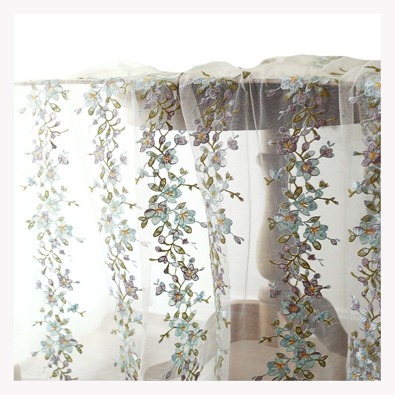2024 New Arrival Embroidered Flower Fabric Tulle Lace Fabric With Flower Tulle Dress Embroidery Fabric