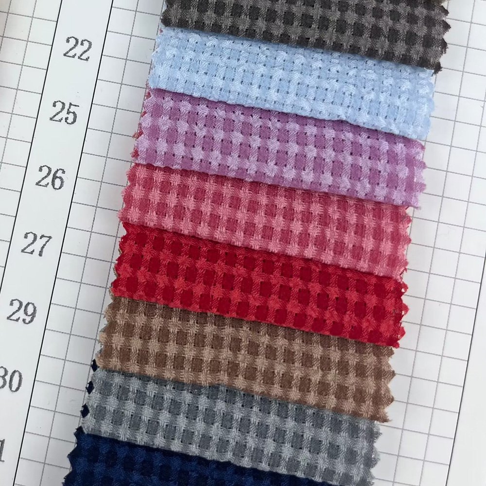 Spring/Summer 140g Chiffon Textile 100% Polyester Fabric Small Plaid Jacquard Chiffon Fabric for Shirt blouse