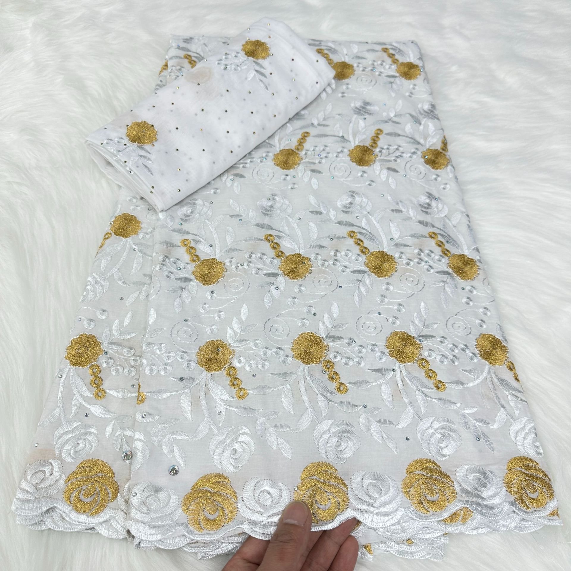 African Modern Traditional Ghana Fabric swiss voile lace embroidered cotton flower lace fabrics for women dress