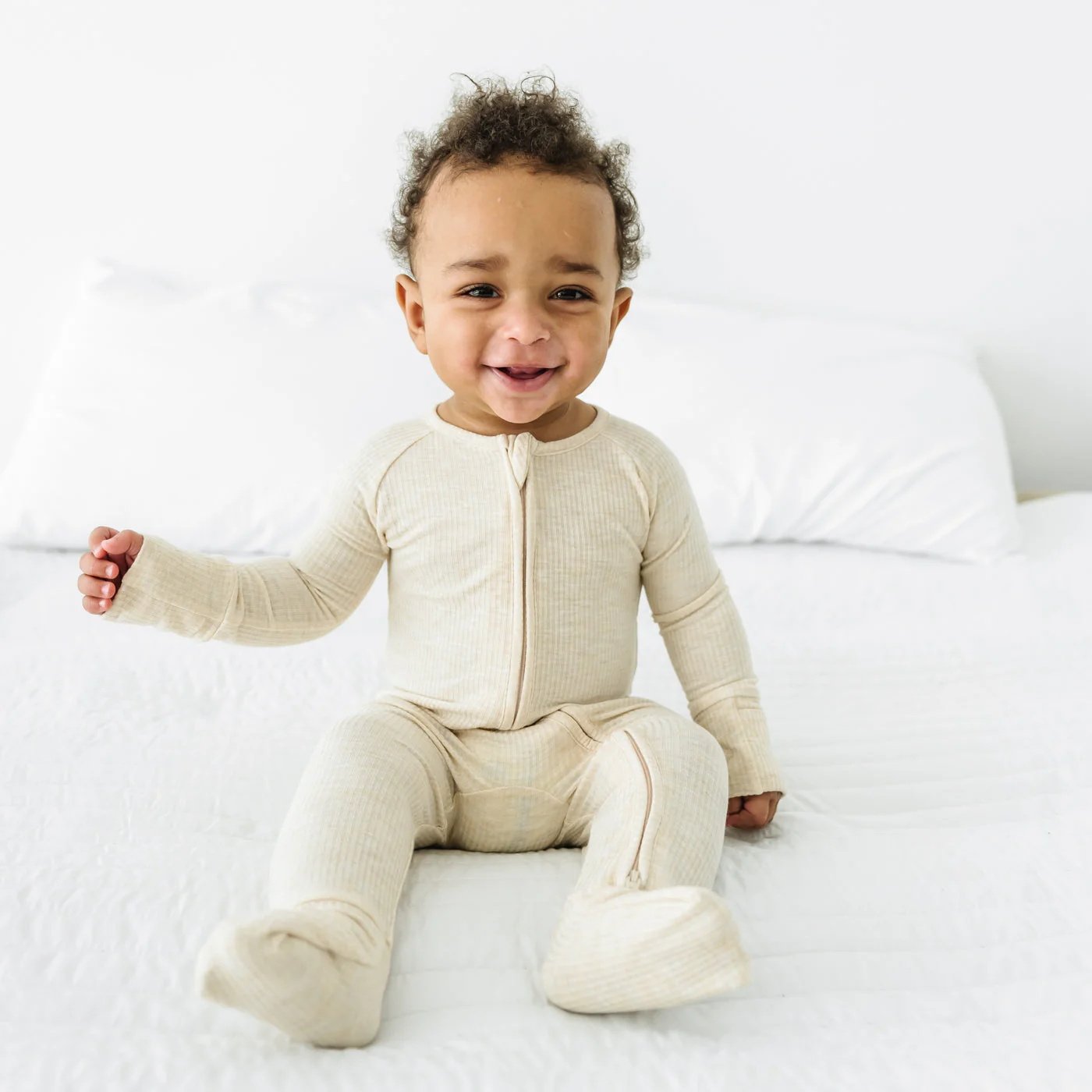 New arrival bamboo custom Zip Baby Rompers Baby Boys and Girls Baby Rompers Bamboo Clothing