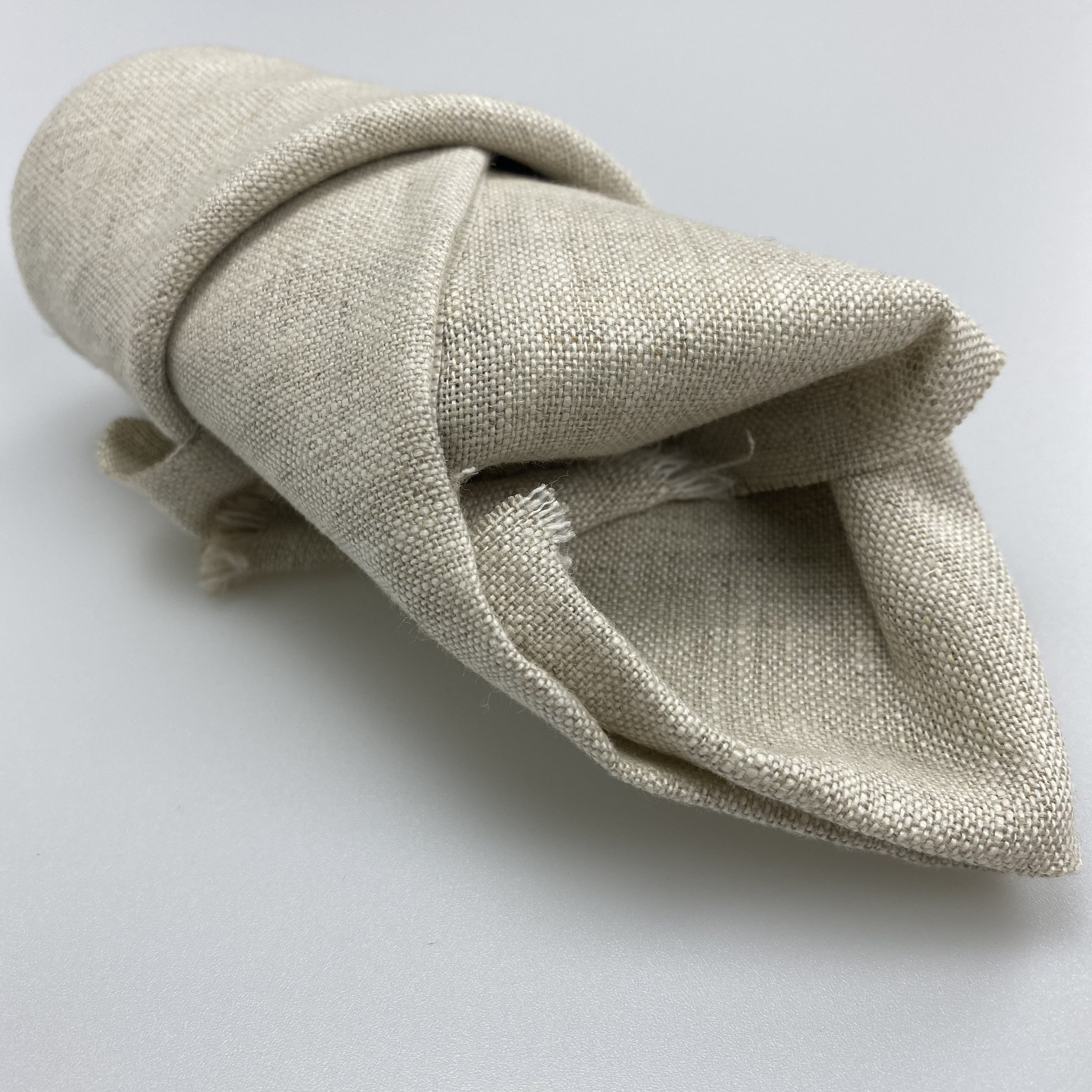 French organic materialn plain dyed woven 100% linen fabric for napkin baby mat cloth